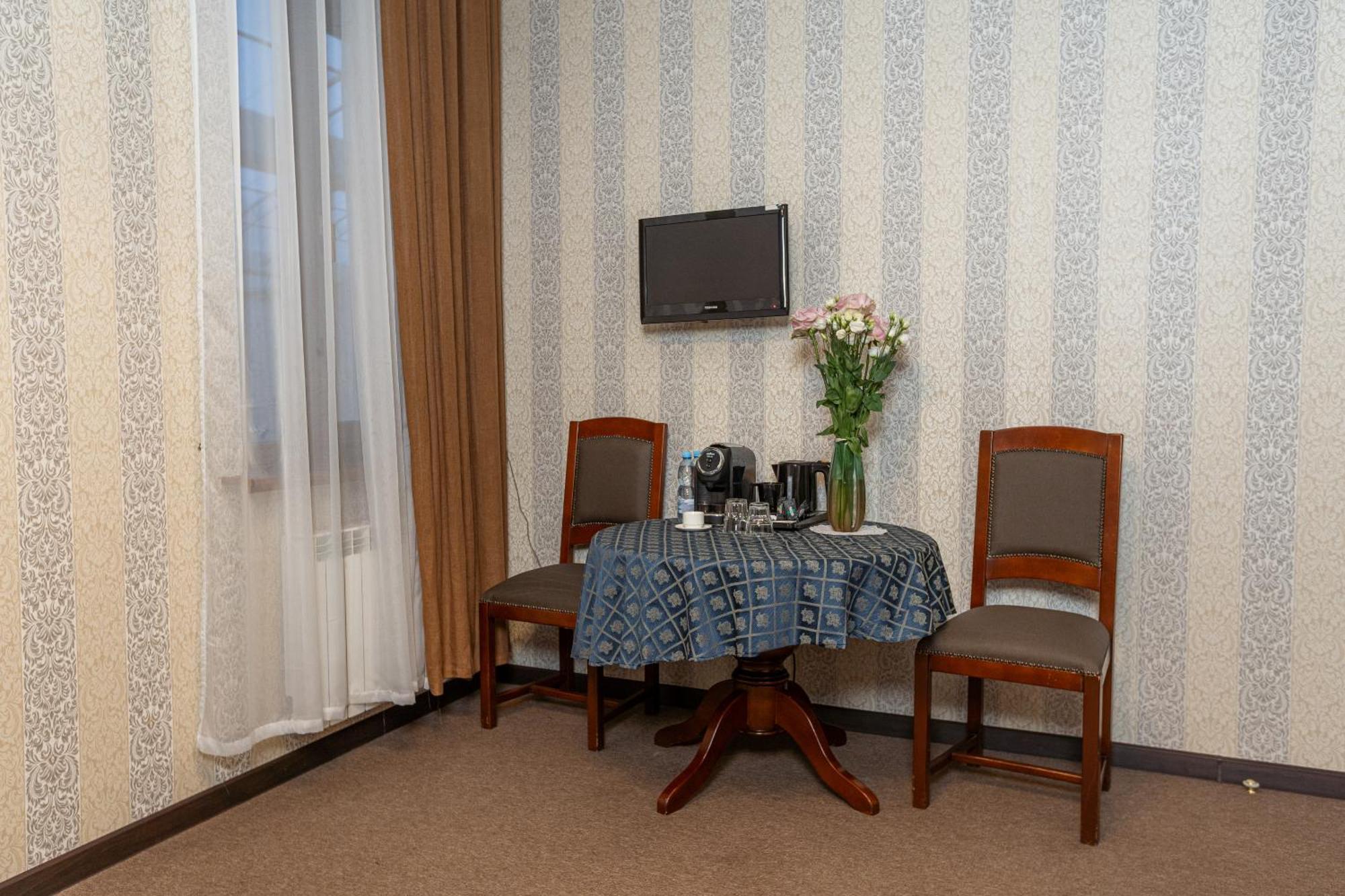 Koncha Zaspa Park Kozyn Exteriér fotografie