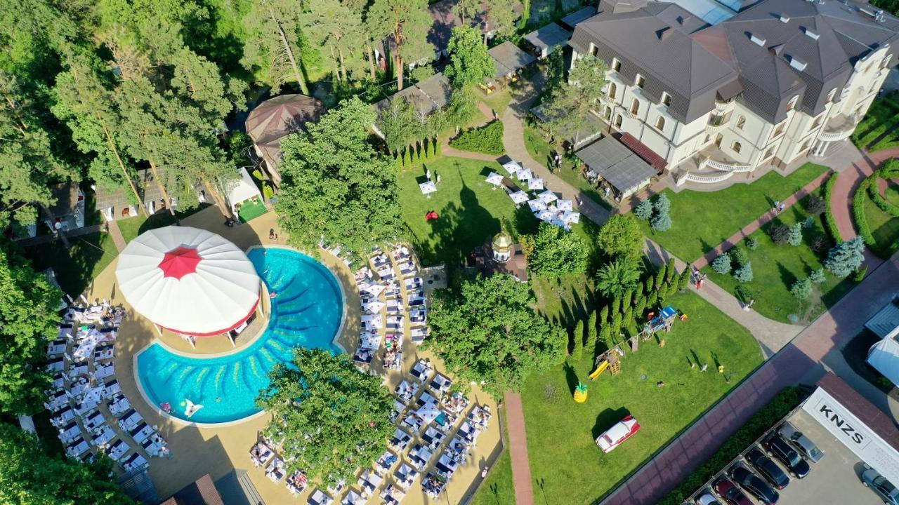 Koncha Zaspa Park Kozyn Exteriér fotografie